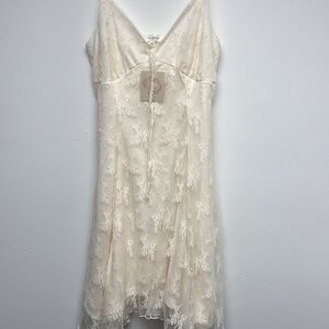 NEW- No Comment Cream Dress Size Large